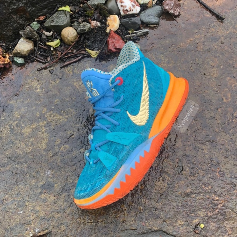 Kyrie 7 [SP] “Horus” | Special Box